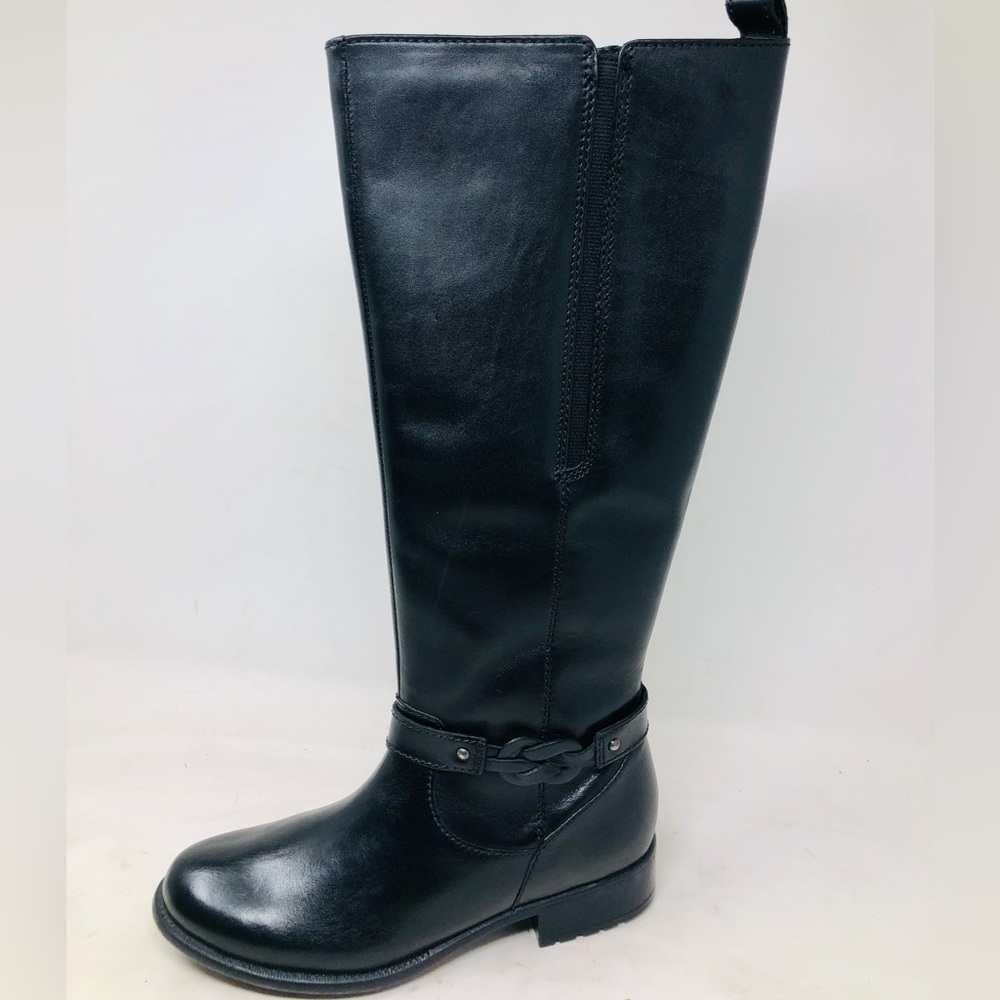 Clarks Sleek Black Leather Heeled Boots